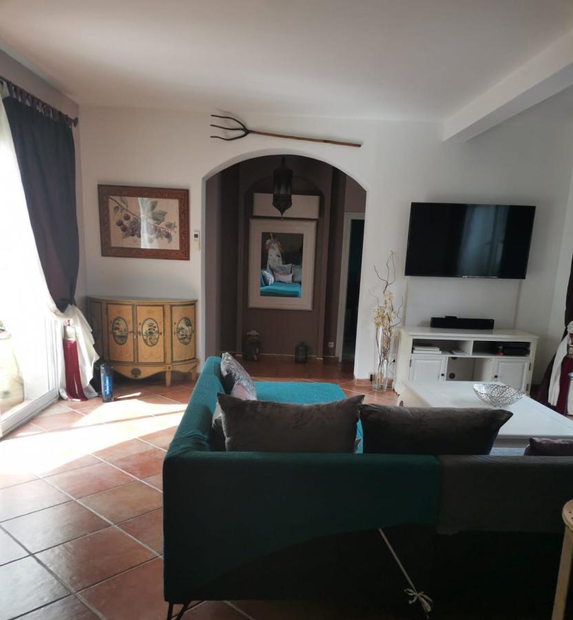 Villa Chiara Magalas Exterior foto
